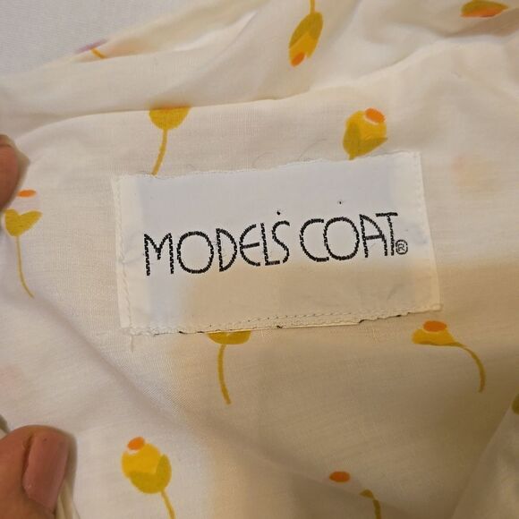 Vintage floral muumuu light robe house coat robe by Models Coat - Picture 9 of 10